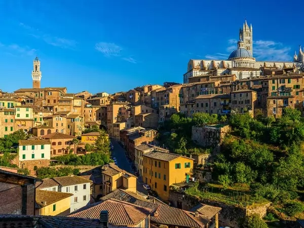 صور - 10 من افضل المدن السياحية في ايطاليا بالصور