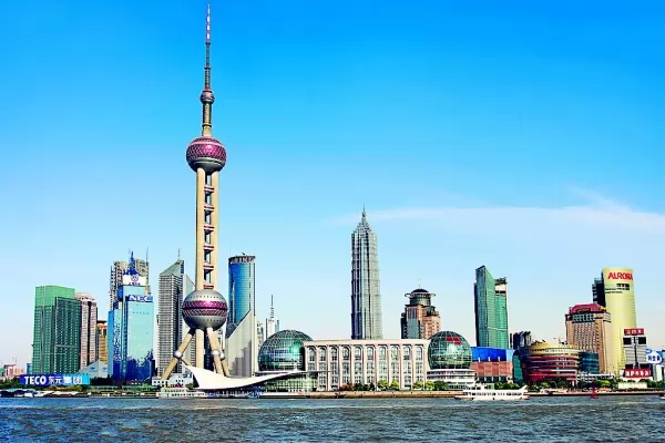 برج لؤلؤة الشرق من افضل اماكن سياحية في شنغهاي