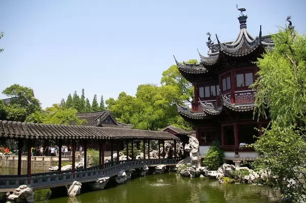 حديقة يو من افضل اماكن سياحية في شنغهاي