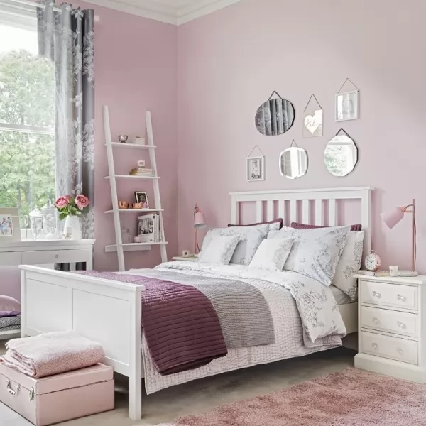 تصميمات من غرف النوم الوردية الرائعة بالصور Pink-bedrooms_1544_2_1559616815