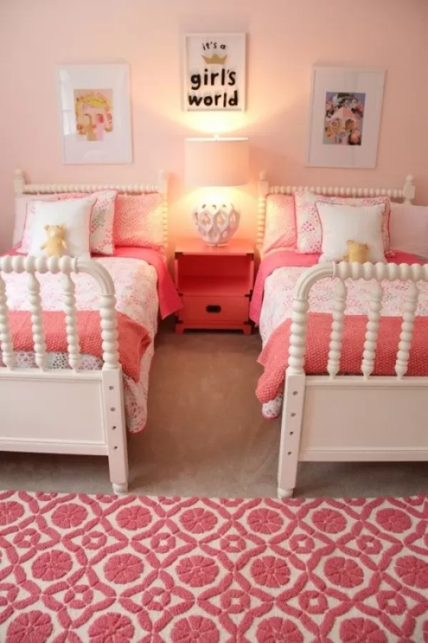 تصميمات من غرف النوم الوردية الرائعة بالصور Pink-bedrooms_1544_5_1559614452