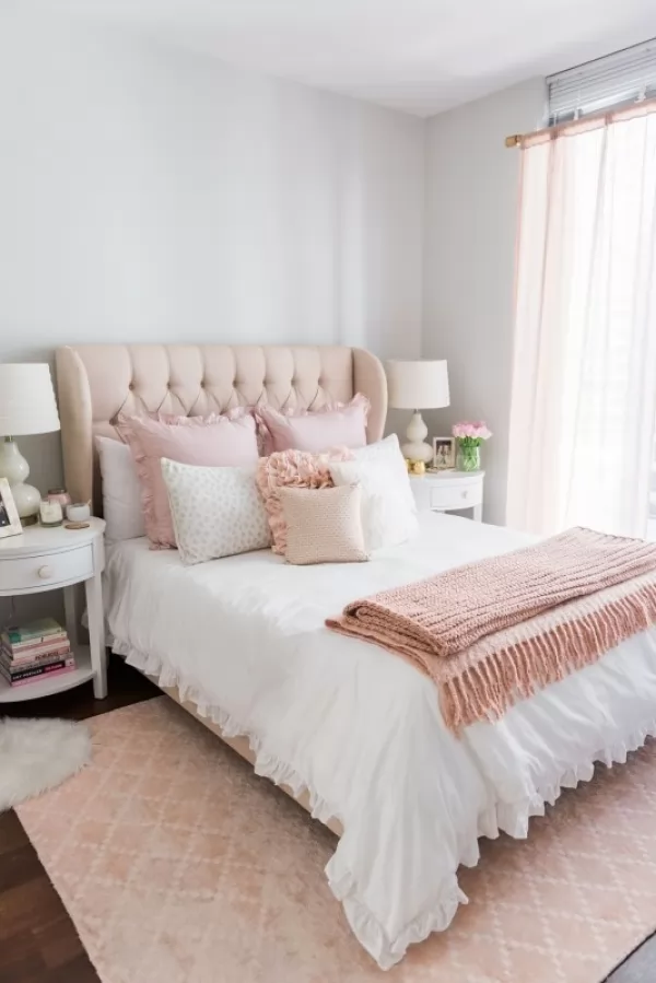 تصميمات من غرف النوم الوردية الرائعة بالصور Pink-bedrooms_1544_6_1559614453