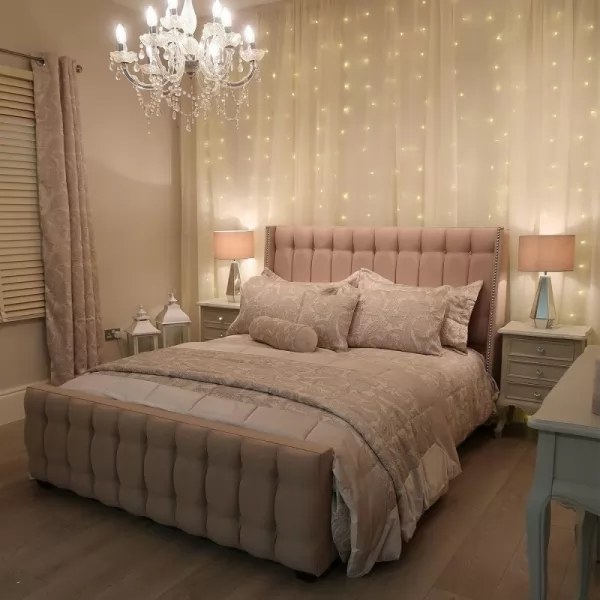 تصميمات من غرف النوم الوردية الرائعة بالصور Pink-bedrooms_1544_9_1559616663